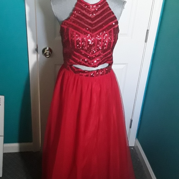 Red holiday two pieces